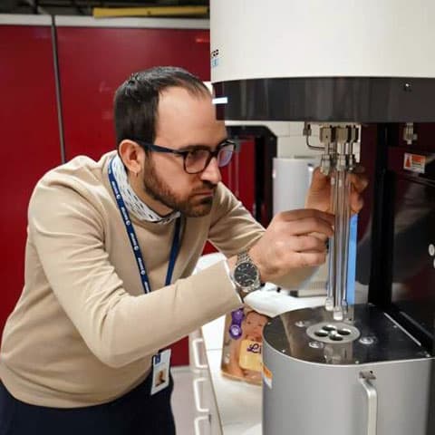 New material can collect clean and safe drinking water from the air